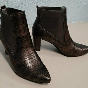 Andrew Geller Ankle Boot Heels, Pewter Snake (6M)